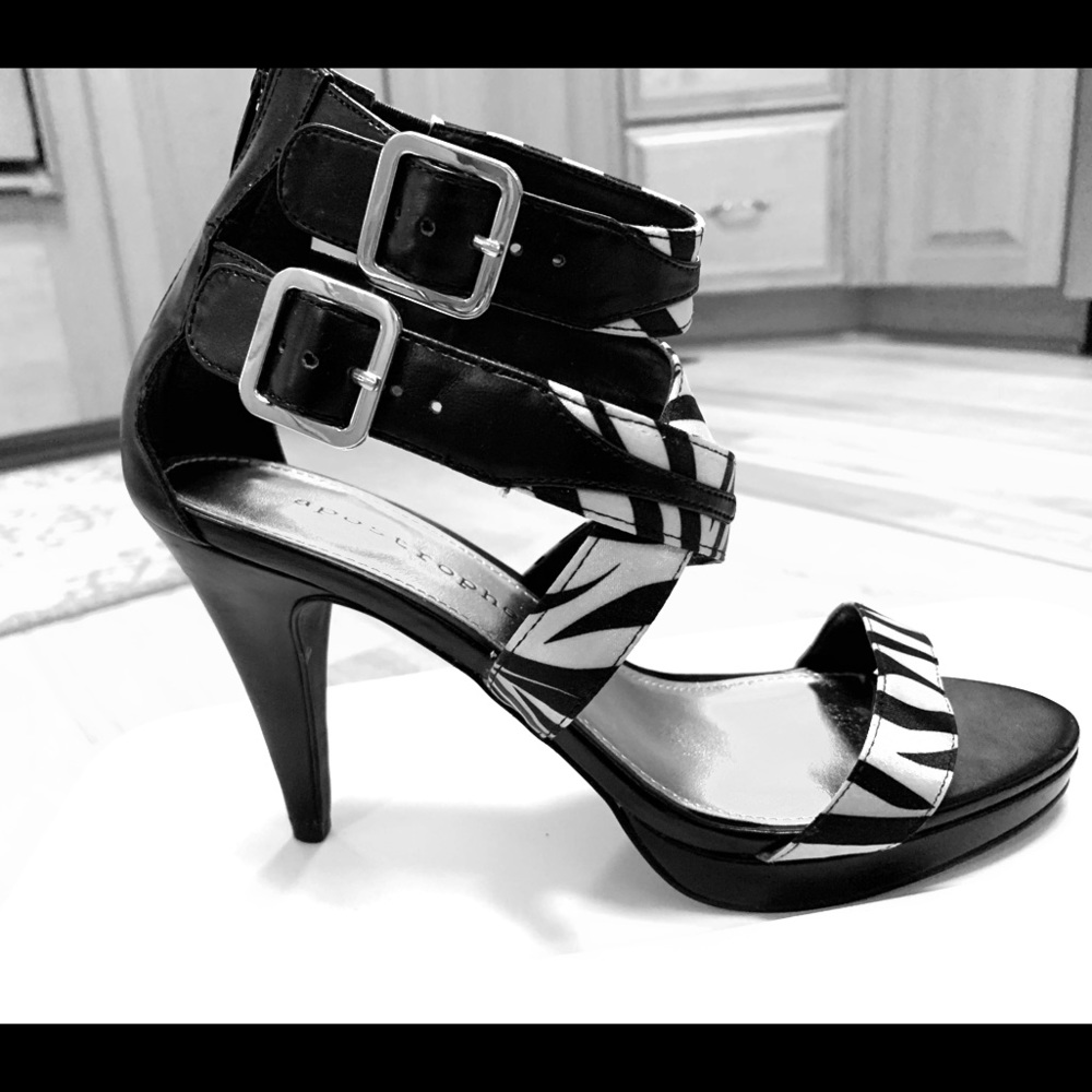 Zebra stripes high heel sandals